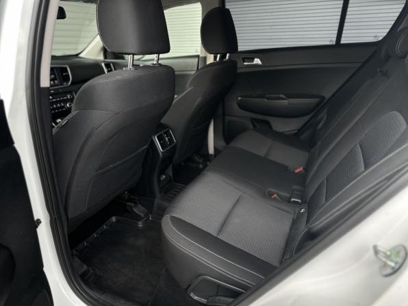 Kia Sportage IV Рестайлинг с пробегом 2021 года, цена 2 349 000 рублей, 112694 км, внедорожник, Автокод Объявления