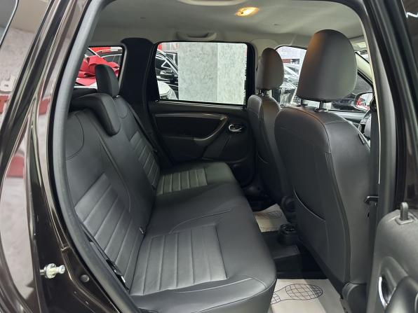 Renault Duster I Рестайлинг с пробегом 2018 года, цена 1 499 000 рублей, 117506 км, внедорожник, Автокод Объявления