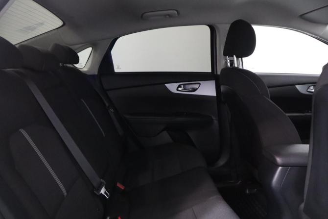 Kia Cerato IV Рестайлинг с пробегом 2021 года, цена 1 799 000 рублей, 86000 км, седан, Автокод Объявления