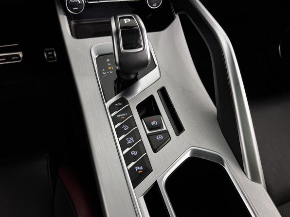 Geely Coolray I с пробегом 2022 года, цена 1 590 000 рублей, 119847 км, внедорожник, Автокод Объявления