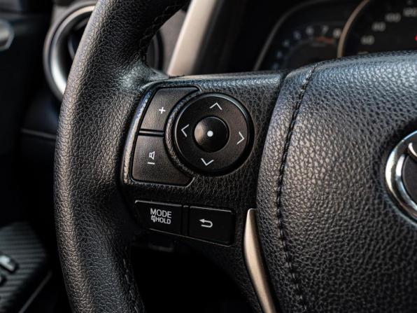 Toyota RAV4 IV (XA40) с пробегом 2015 года, цена 1 990 000 рублей, 198130 км, внедорожник, Автокод Объявления
