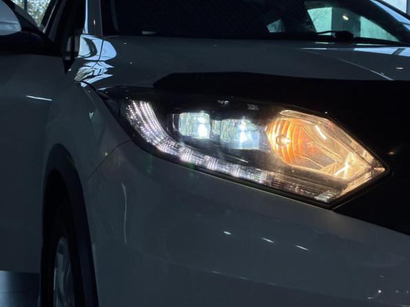 Honda Vezel I с пробегом 2016 года, цена 1 395 000 рублей, 139000 км, внедорожник, Автокод Объявления