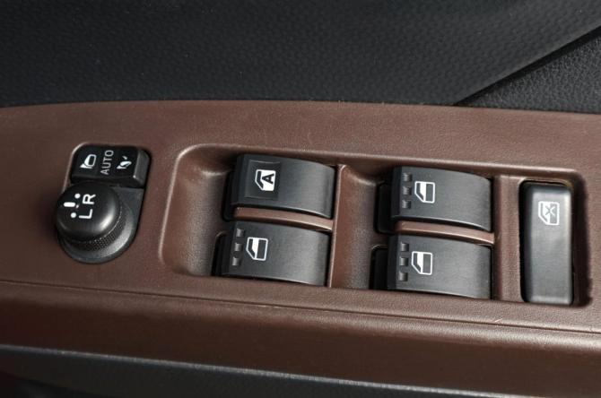 Toyota Tank I с пробегом 2019 года, цена 1 249 000 рублей, 135000 км, микровэн, Автокод Объявления