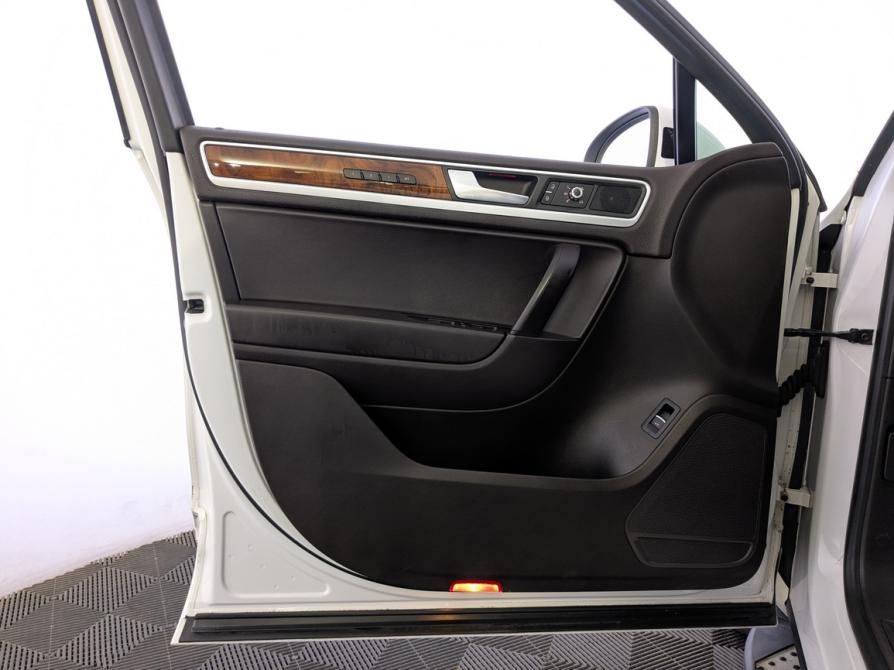 Volkswagen Touareg II Москва  - изображение 19