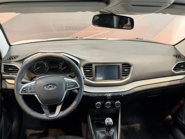 Lada (ВАЗ) Vesta I Рестайлинг (NG) с пробегом 2023 года, цена 1 250 000 рублей, 2666 км, седан, Автокод Объявления