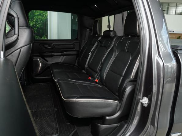 Ram 1500 V с пробегом 2022 года, цена 6 888 000 рублей, 53602 км, offers.body_type.unknown, Автокод Объявления
