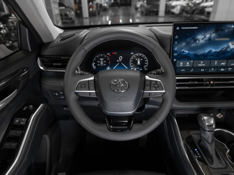 Toyota Highlander IV (XU70) Москва  - изображение 11