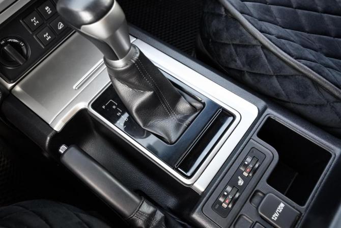 Toyota Land Cruiser Prado 150 Series Рестайлинг 3 с пробегом 2021 года, цена 6 999 000 рублей, 44730 км, внедорожник, Автокод Объявления