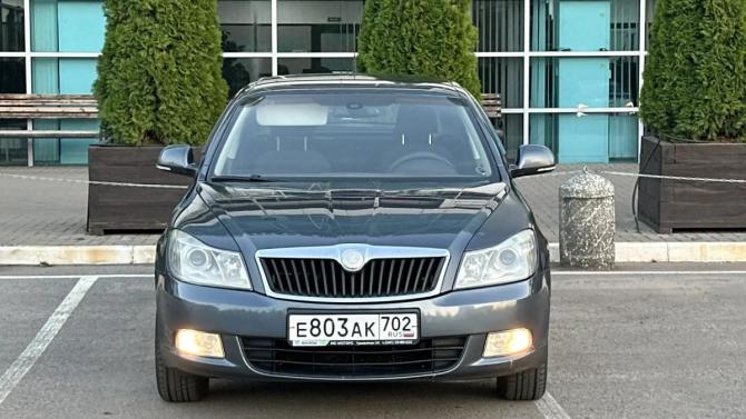 Skoda Octavia II (A5) Рестайлинг с пробегом 2009 года, цена 630 000 рублей, 262090 км, лифтбек, Автокод Объявления