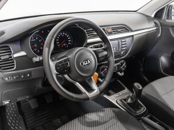 Kia Rio IV с пробегом 2017 года, цена 1 551 500 рублей, 42599 км, хэтчбек, Автокод Объявления
