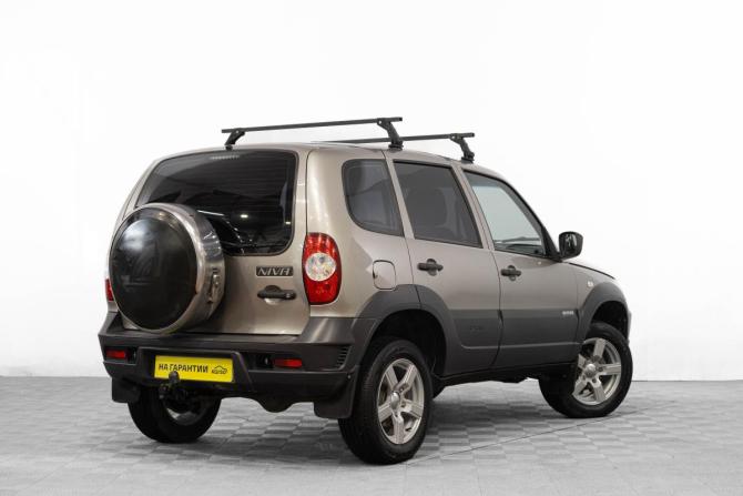 Chevrolet Niva I Рестайлинг с пробегом 2016 года, цена 899 000 рублей, 68000 км, внедорожник, Автокод Объявления
