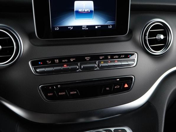 Mercedes-Benz V-Класс III (W447) Рестайлинг с пробегом 2019 года, цена 4 698 050 рублей, 105288 км, минивэн, Автокод Объявления