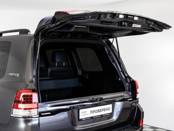 Toyota Land Cruiser 200 Series Рестайлинг 2 с пробегом 2020 года, цена 10 700 000 рублей, 60873 км, внедорожник, Автокод Объявления
