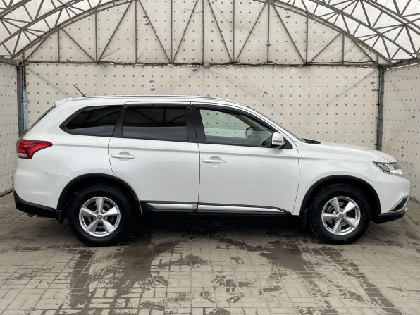 Mitsubishi Outlander III Рестайлинг 2 с пробегом 2016 года, цена 1 795 000 рублей, 108966 км, внедорожник, Автокод Объявления