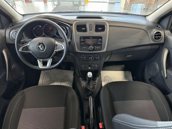 Renault Sandero II Рестайлинг с пробегом 2020 года, цена 1 410 000 рублей, 9211 км, хэтчбек, Автокод Объявления