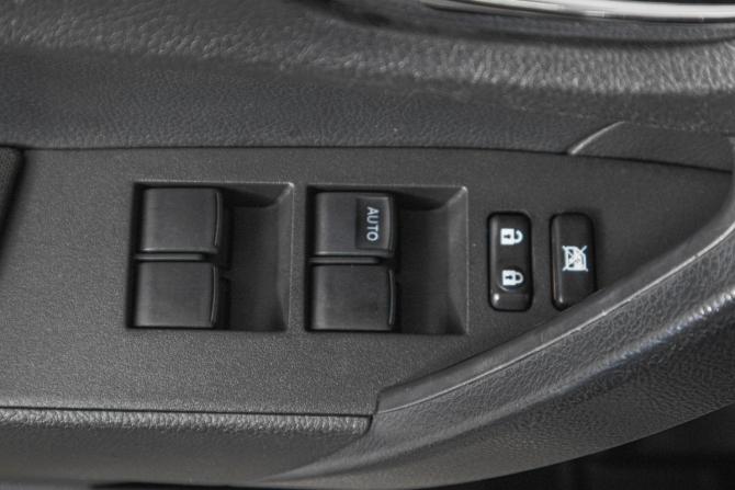 Toyota Corolla XI (E160 E170 E180) с пробегом 2013 года, цена 1 699 000 рублей, 118773 км, седан, Автокод Объявления