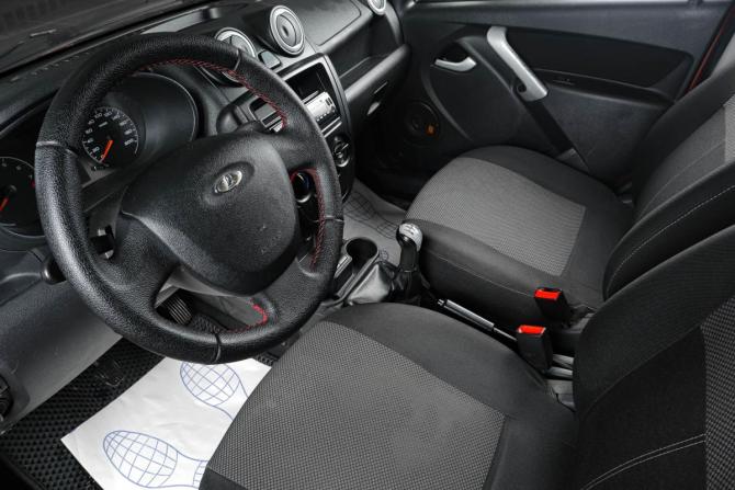 Lada (ВАЗ) Granta I Рестайлинг с пробегом 2018 года, цена 569 000 рублей, 147000 км, лифтбек, Автокод Объявления