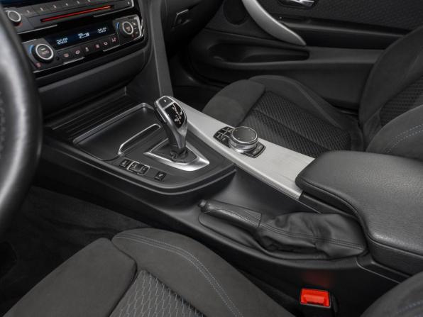 BMW 4 серии F32/F33/F36 Рестайлинг с пробегом 2017 года, цена 3 030 000 рублей, 113933 км, купе, Автокод Объявления