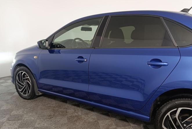 Volkswagen Polo V Рестайлинг с пробегом 2017 года, цена 1 390 000 рублей, 180164 км, седан, Автокод Объявления