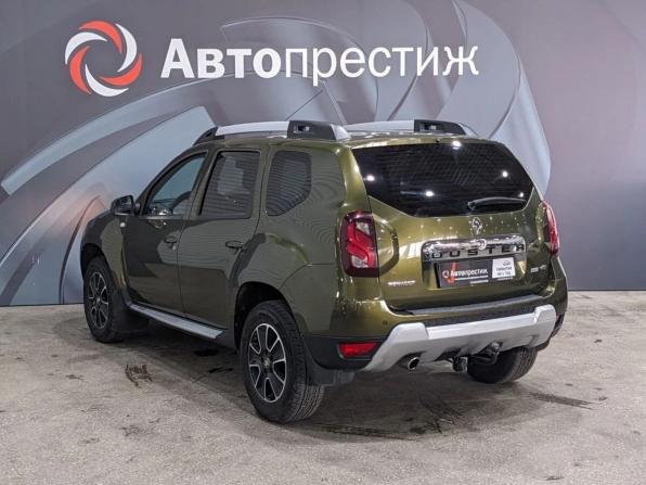 Renault Duster I Рестайлинг с пробегом 2017 года, цена 1 375 000 рублей, 124401 км, внедорожник, Автокод Объявления