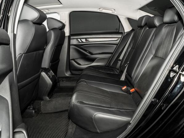 Honda Accord X с пробегом 2018 года, цена 2 030 000 рублей, 101399 км, седан, Автокод Объявления
