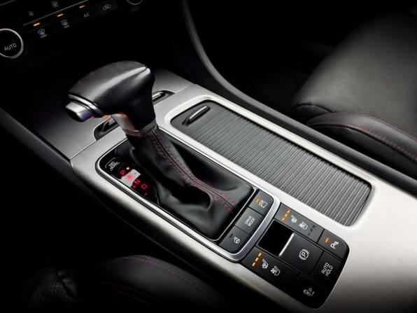 Kia Optima IV с пробегом 2017 года, цена 1 690 000 рублей, 199550 км, седан, Автокод Объявления
