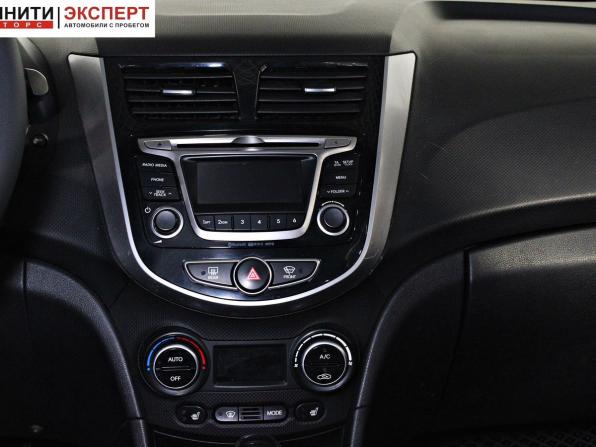 Hyundai Solaris I Рестайлинг с пробегом 2015 года, цена 998 000 рублей, 220258 км, седан, Автокод Объявления