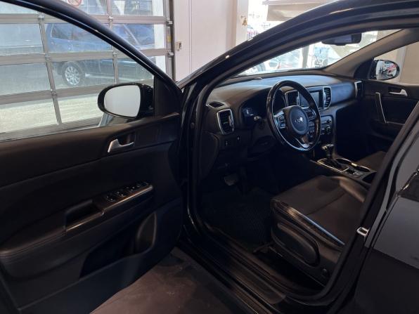 Kia Sportage IV с пробегом 2018 года, цена 1 950 000 рублей, 100805 км, внедорожник, Автокод Объявления