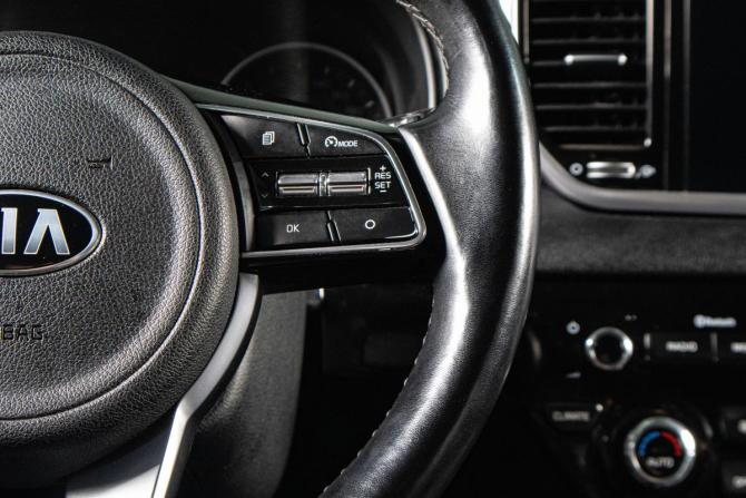 Kia Sportage IV Рестайлинг с пробегом 2021 года, цена 2 589 000 рублей, 205000 км, внедорожник, Автокод Объявления