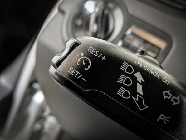 Volkswagen Polo V Рестайлинг с пробегом 2019 года, цена 999 900 рублей, 187000 км, седан, Автокод Объявления