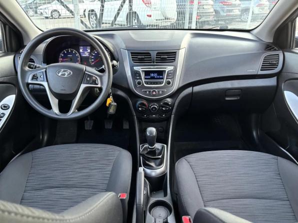 Hyundai Solaris I Рестайлинг с пробегом 2016 года, цена 875 500 рублей, 209716 км, седан, Автокод Объявления