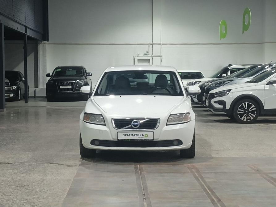 Volvo S40 II Рестайлинг Санкт-Петербург  - изображение 2
