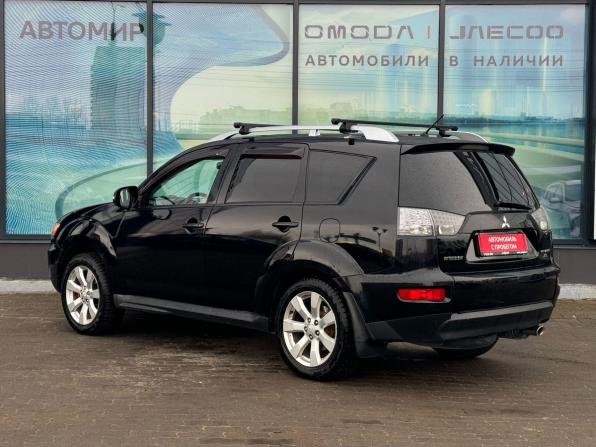 Mitsubishi Outlander II Рестайлинг с пробегом 2010 года, цена 997 000 рублей, 255608 км, внедорожник, Автокод Объявления