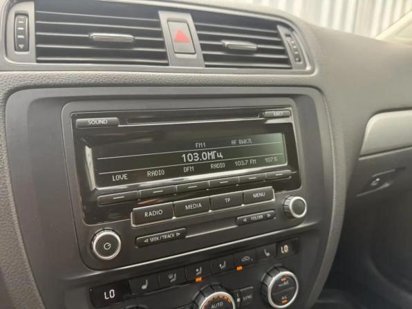 Volkswagen Jetta VI с пробегом 2013 года, цена 969 000 рублей, 199350 км, седан, Автокод Объявления