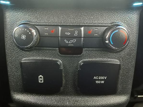 Ford Explorer V Рестайлинг с пробегом 2016 года, цена 2 200 000 рублей, 208946 км, внедорожник, Автокод Объявления