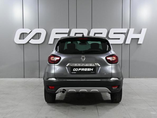 Renault Kaptur I Рестайлинг с пробегом 2021 года, цена 1 879 000 рублей, 70892 км, внедорожник, Автокод Объявления