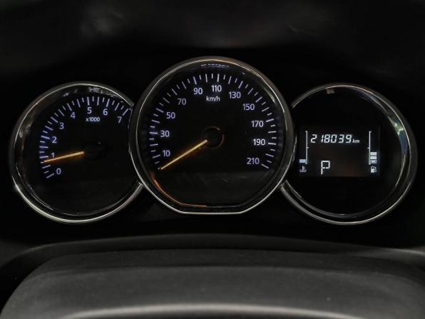 Renault Logan II Рестайлинг с пробегом 2020 года, цена 720 000 рублей, 212000 км, седан, Автокод Объявления