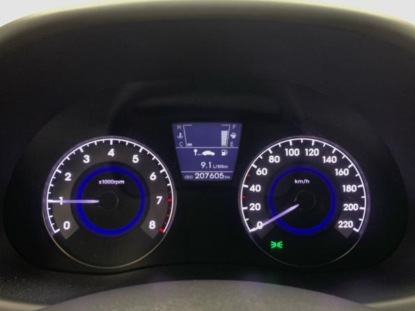 Hyundai Solaris I с пробегом 2011 года, цена 529 000 рублей, 207605 км, седан, Автокод Объявления