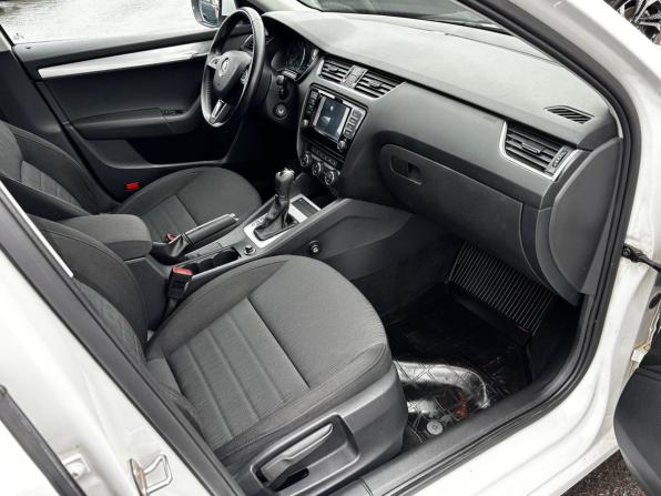 Skoda Octavia III (A7) с пробегом 2016 года, цена 1 323 000 рублей, 137000 км, лифтбек, Автокод Объявления