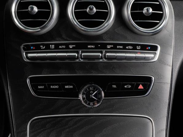 Mercedes-Benz C-Класс IV (W205) Рестайлинг с пробегом 2018 года, цена 2 648 000 рублей, 140688 км, седан, Автокод Объявления