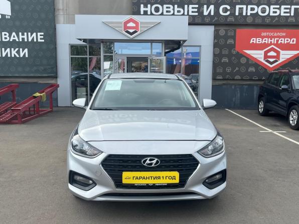 Hyundai Solaris II с пробегом 2017 года, цена 1 130 000 рублей, 146885 км, седан, Автокод Объявления