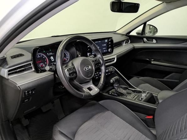 Kia K5 III с пробегом 2021 года, цена 2 270 000 рублей, 67433 км, седан, Автокод Объявления