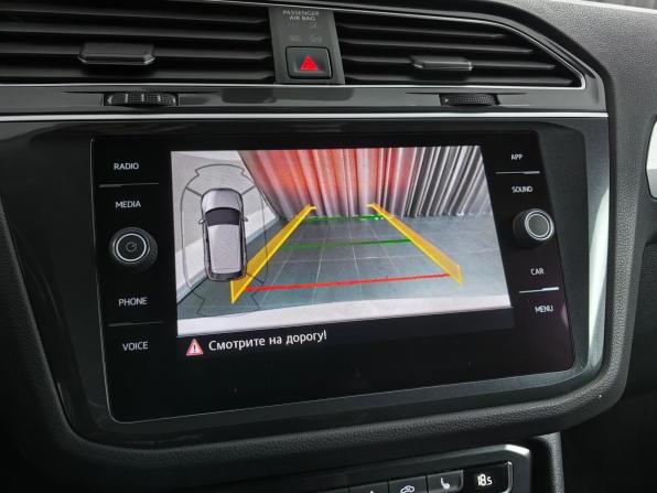 Volkswagen Tiguan II с пробегом 2018 года, цена 2 599 000 рублей, 135363 км, внедорожник, Автокод Объявления