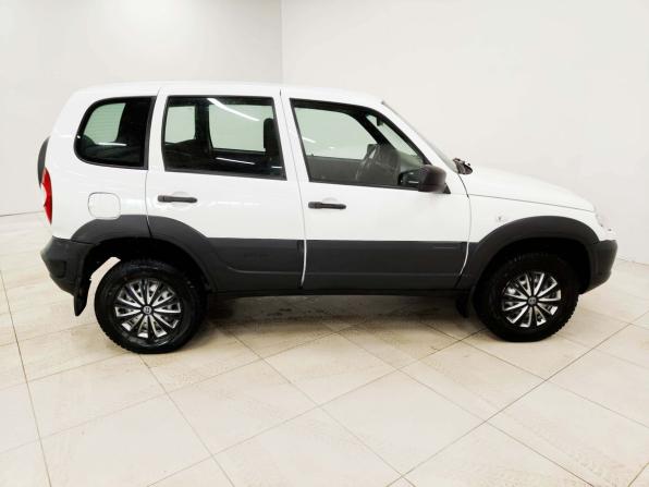 Chevrolet Niva I Рестайлинг с пробегом 2018 года, цена 709 000 рублей, 102233 км, внедорожник, Автокод Объявления