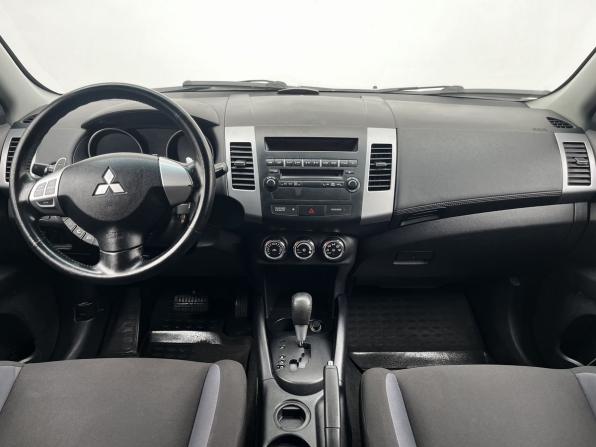 Mitsubishi Outlander II Рестайлинг с пробегом 2011 года, цена 980 000 рублей, 176000 км, внедорожник, Автокод Объявления