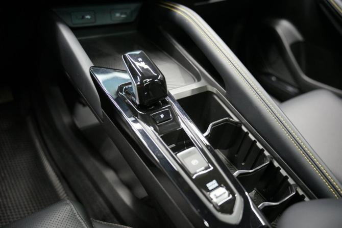 Geely Coolray I Рестайлинг 2 с пробегом 2025 года, цена 2 445 000 рублей, 9200 км, внедорожник, Автокод Объявления