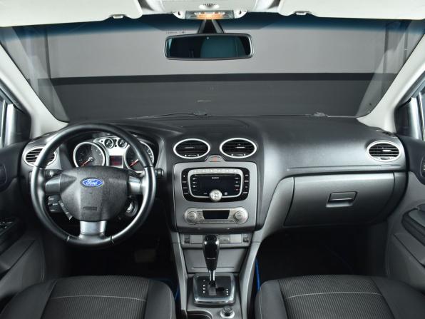 Ford Focus II Рестайлинг с пробегом 2010 года, цена 679 995 рублей, 252115 км, седан, Автокод Объявления