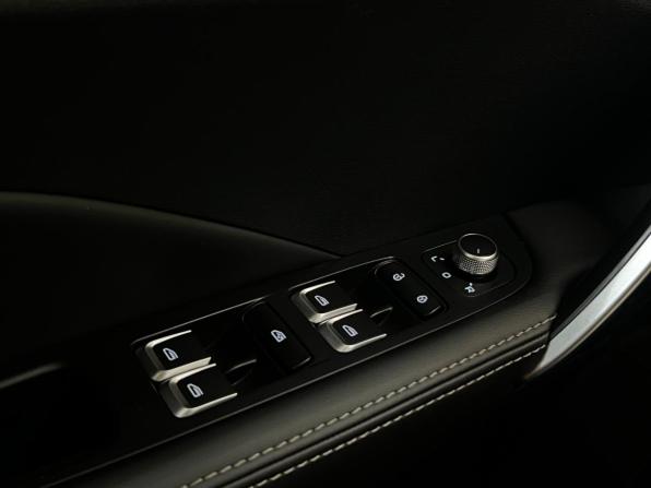 Geely Coolray I с пробегом 2023 года, цена 1 890 000 рублей, 60180 км, внедорожник, Автокод Объявления