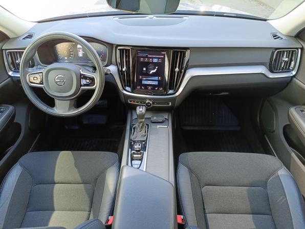 Volvo V60 Cross Country II с пробегом 2020 года, цена 3 849 000 рублей, 50745 км, универсал, Автокод Объявления