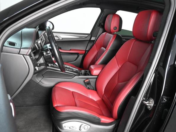 Porsche Macan I с пробегом 2017 года, цена 3 770 000 рублей, 96129 км, внедорожник, Автокод Объявления